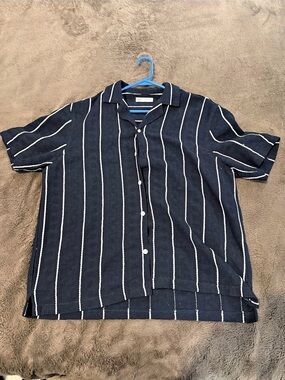 Zara Textured Vertical Stripe Short Sleeve Shirt Blue & White